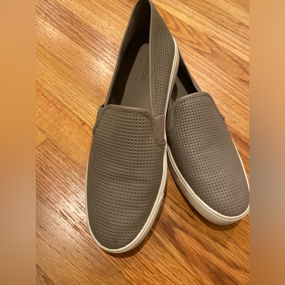 Vince sneakers